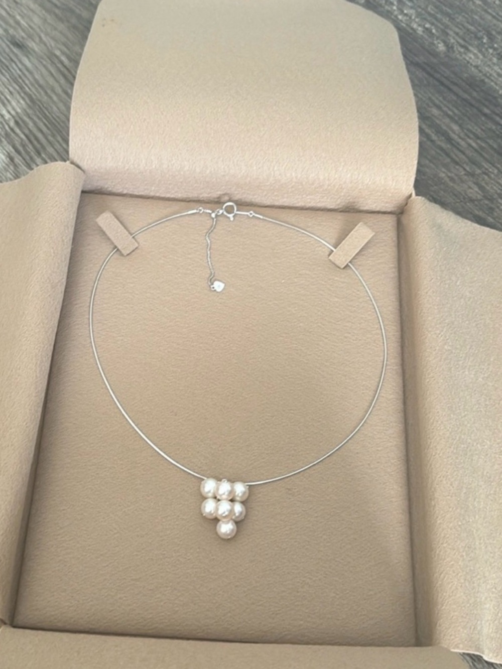 18K WG necklace